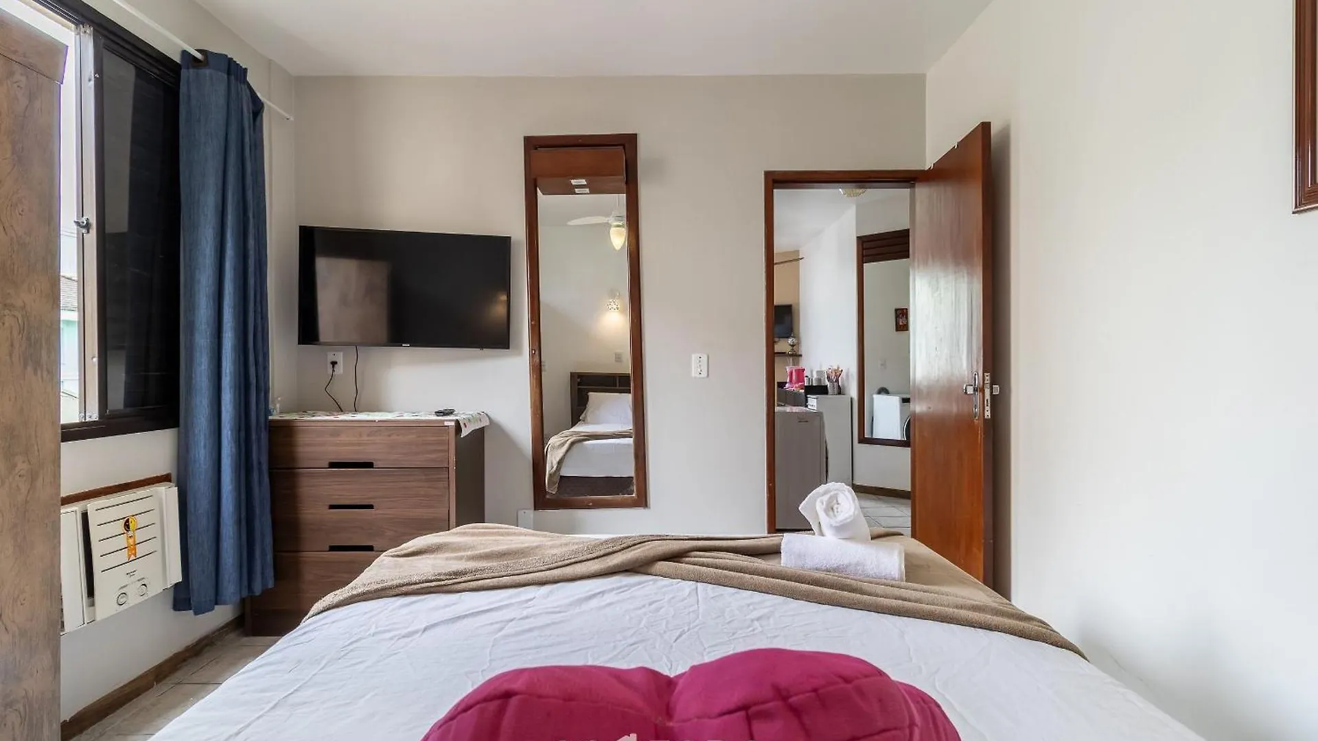 Apto Aconchegante 6 Min Da Praia De Canas Acg302 Florianopolis Brazil